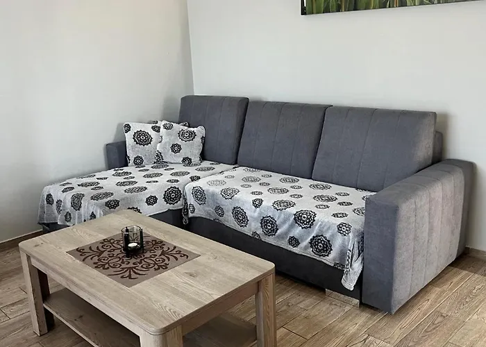 Wypoczynkowy Caloroczny 公寓 Domatowo